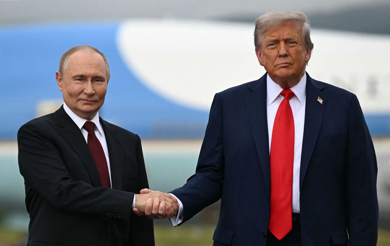 _tramp_volodimir_putin_alyaska_15_serpnya_2025_r_gettyimages_2229445798_3c48a05f11b175457d69814647925e8f_1300x820