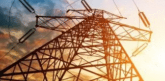 Боротьба за світло: сотням жителям Києва повернули електрику