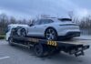“Перетворилися на цеглини”: росіянам заблокували сотні Porsche через супутник