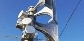 Сильні вибухи в передмісті Києва: ППО застерігає про небезпеку