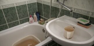 Київ у темряві та без води: що сталося з водопостачанням