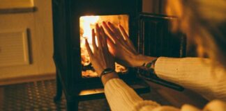 Тимчасове відключення тепла у Києві: де та скільки триватиме ремонт