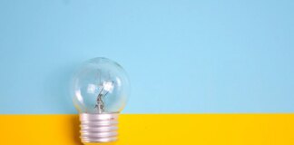 Міненерго: у низці регіонів екстрені відключення, електропостачання повернеться протягом 2-3 годин