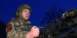 Россия атакует Украину дронами: в Харькове и Запорожье раздавались взрывы