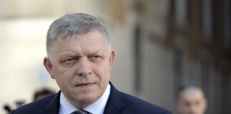 Фицо направил Зеленскому письмо с просьбой возобновить транзит по “Дружбе”