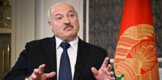 Лукашенко обменял политзаключенных на отмену санкций США