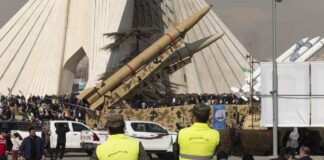 Иран баллистикой ударил по крупнейшему в мире СПГ-комплексу в Катаре