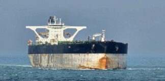 После ударов дронов Россия приостановила экспорт нефти через Приморск и Усть-Лугу