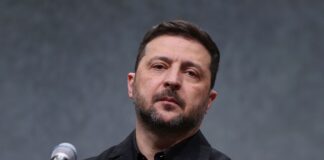 Уход ВСУ с Донбасса сохранит Путину от 300 тысяч до миллиона солдат, – Зеленский